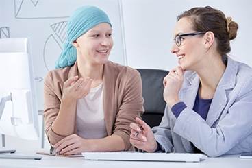 Program Focuses on How to 'Look Good Feel Better' During Cancer Treatment Program Focuses on How to 'Look Good Feel Better' During Cancer Treatment