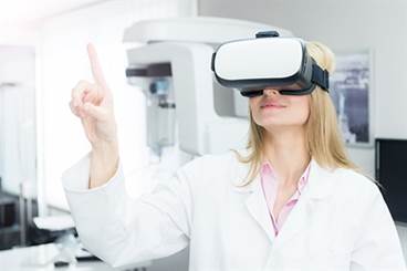 Virtual Reality Offers New Experiences to Patients in Hospice Virtual Reality Offers New Experiences to Patients in Hospice