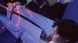Do proton ?radiotherapy collimators pose neutron radiation risks? Do proton ?radiotherapy collimators pose neutron radiation risks?
