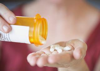Painkillers in higher doses, taken over longer periods for chronic pain increase overdose risk Painkillers in higher doses, taken over longer periods for chronic pain increase overdose risk