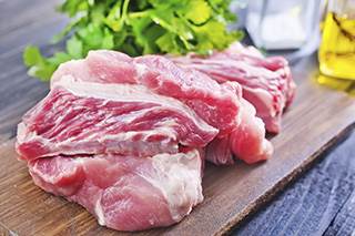 Breast cancer risk linked to higher red meat intake Breast cancer risk linked to higher red meat intake