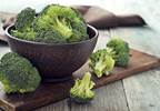 Study Finds Association Between Folate Intake and Risk of Cutaneous Melanoma Study Finds Association Between Folate Intake and Risk of Cutaneous Melanoma