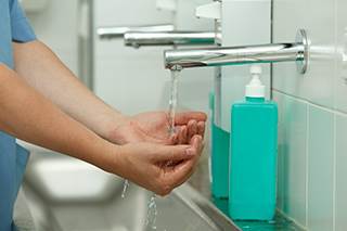 Hygiene Practice Interventions Reduced CLABSI on an Inpatient Oncology Unit Hygiene Practice Interventions Reduced CLABSI on an Inpatient Oncology Unit