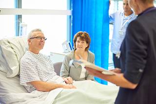Malnutrition and weight loss in patients with colorectal cancer can lead to long hospitalization. Malnutrition and weight loss in patients with colorectal cancer can lead to long hospitalization.