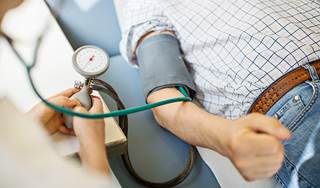 Maintaining ACC/AHA goals would result in fewer events than current BP levels, prior guideline goals Maintaining ACC/AHA goals would result in fewer events than current BP levels, prior guideline goals